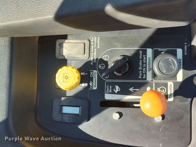 image for item LK9376 2008 John Deere Z425  ZTR lawn mower