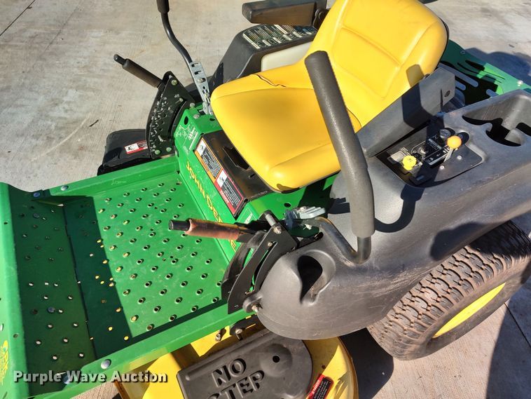 image for item LK9376 2008 John Deere Z425  ZTR lawn mower