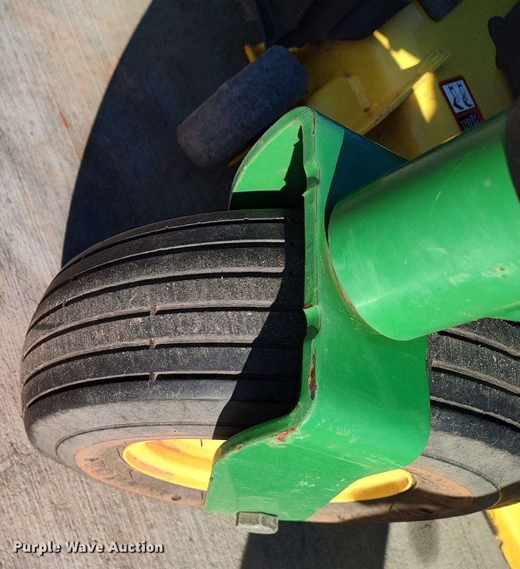 image for item LK9376 2008 John Deere Z425  ZTR lawn mower