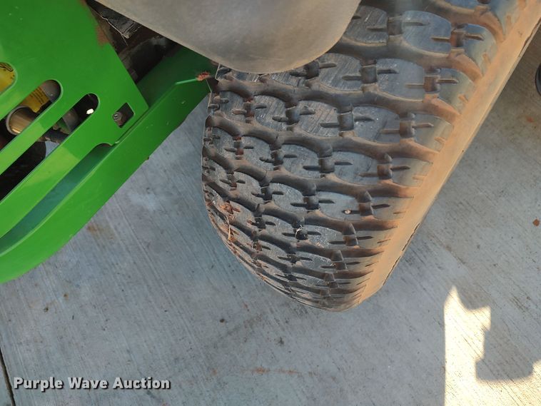 image for item LK9376 2008 John Deere Z425  ZTR lawn mower