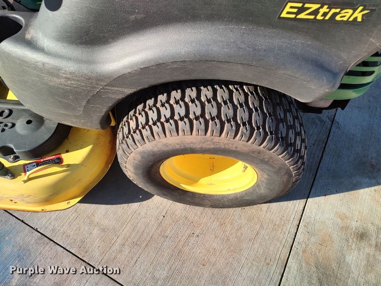 image for item LK9376 2008 John Deere Z425  ZTR lawn mower