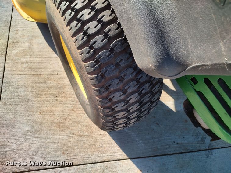 image for item LK9376 2008 John Deere Z425  ZTR lawn mower