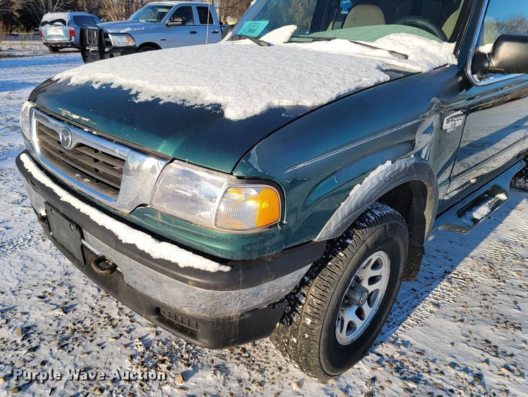 image for item LL9734 1999 Mazda B4000 SE  Cab Plus pickup truck