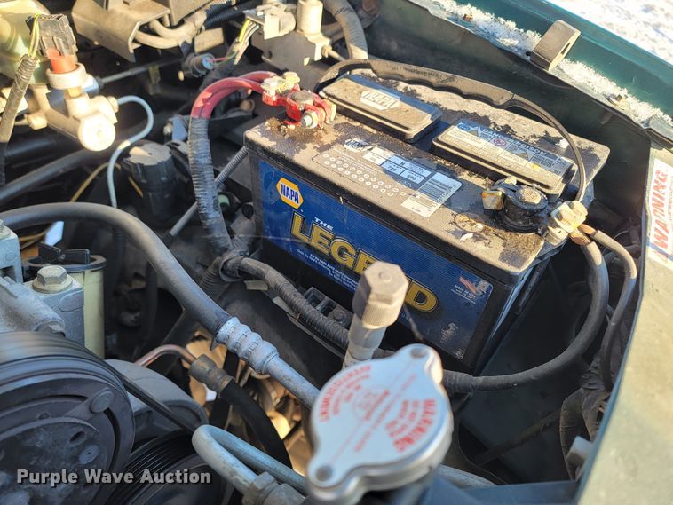 image for item LL9734 1999 Mazda B4000 SE  Cab Plus pickup truck