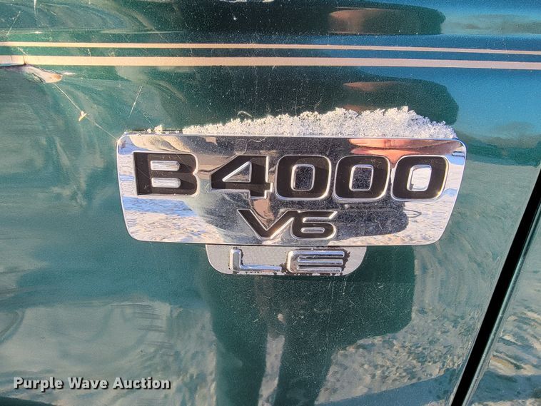 image for item LL9734 1999 Mazda B4000 SE  Cab Plus pickup truck