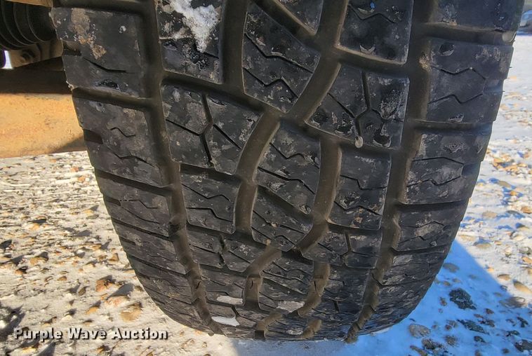 image for item LL9734 1999 Mazda B4000 SE  Cab Plus pickup truck