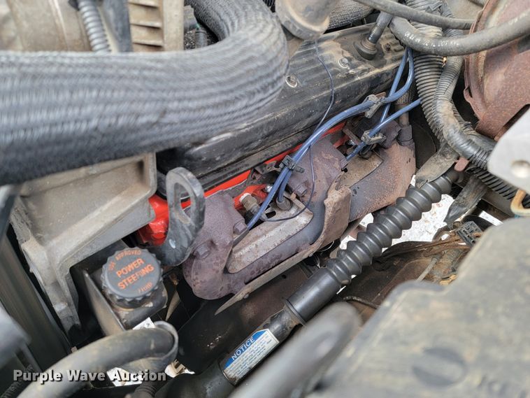 image for item LL9735 1999 Chevrolet Suburban K1500  SUV