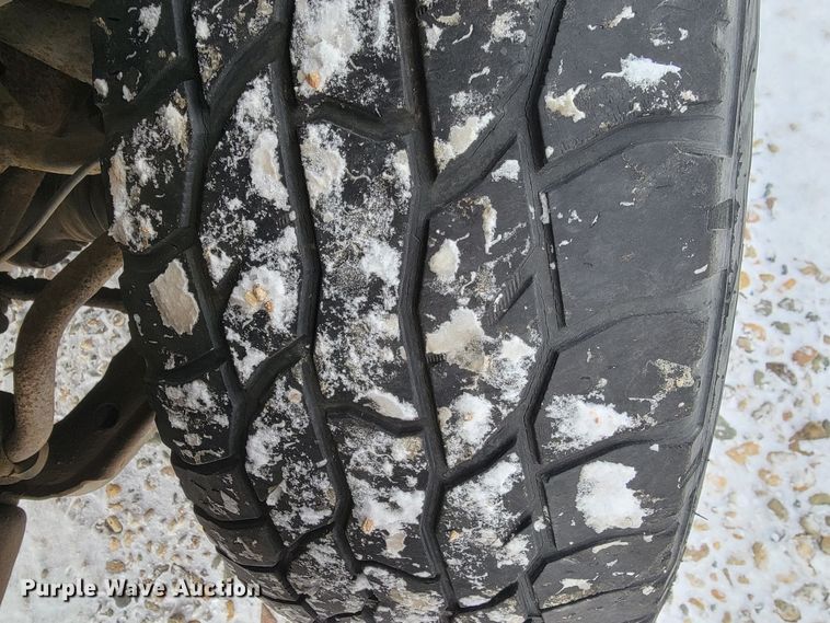 image for item LL9735 1999 Chevrolet Suburban K1500  SUV