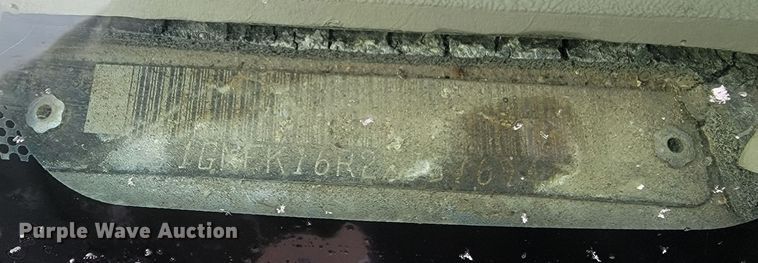 image for item LL9735 1999 Chevrolet Suburban K1500  SUV