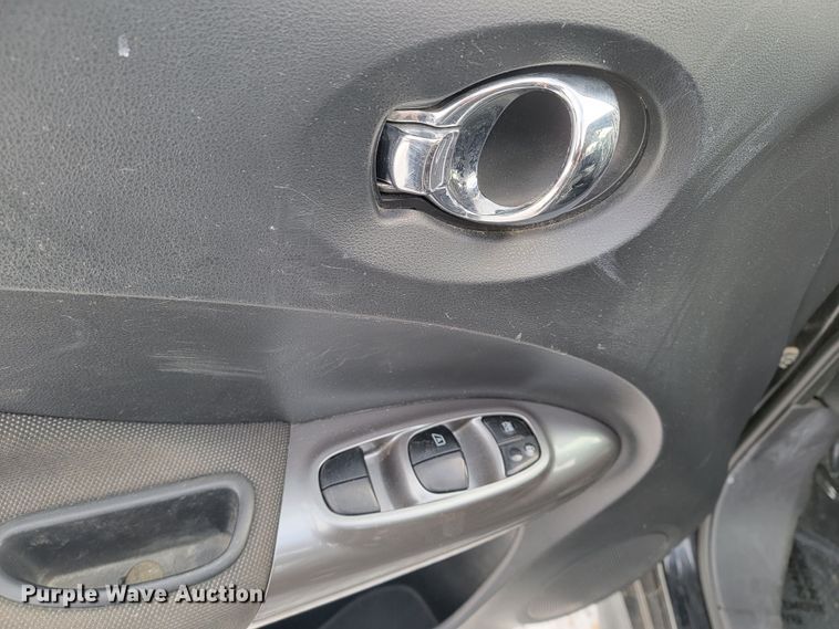 image for item LL9739 2011 Nissan Juke  SUV