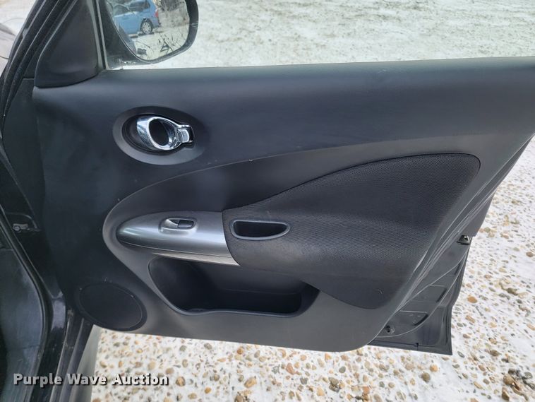 image for item LL9739 2011 Nissan Juke  SUV