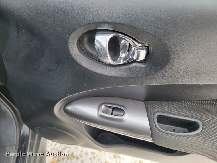 image for item LL9739 2011 Nissan Juke  SUV