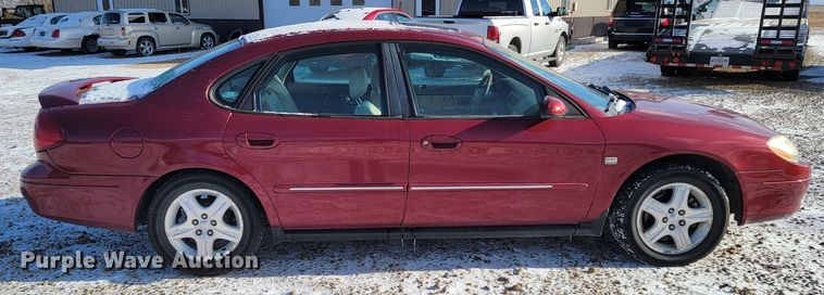 image for item LL9741 2002 Ford Taurus