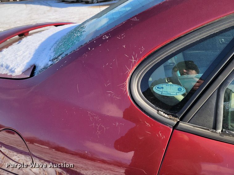 image for item LL9741 2002 Ford Taurus