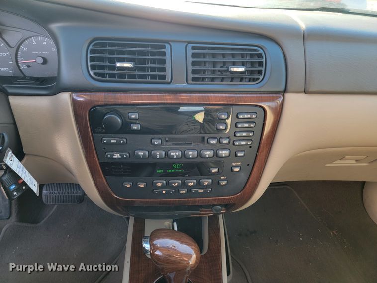 image for item LL9741 2002 Ford Taurus