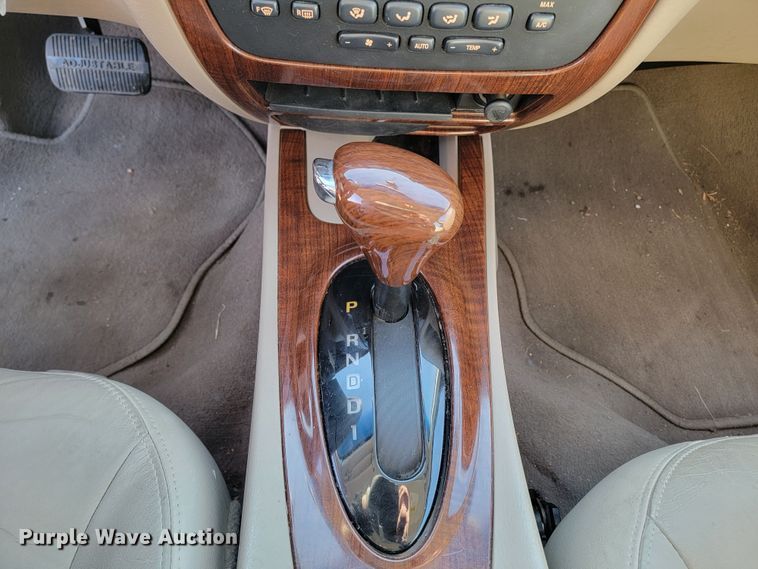 image for item LL9741 2002 Ford Taurus