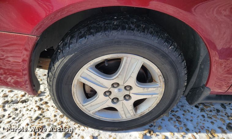 image for item LL9741 2002 Ford Taurus