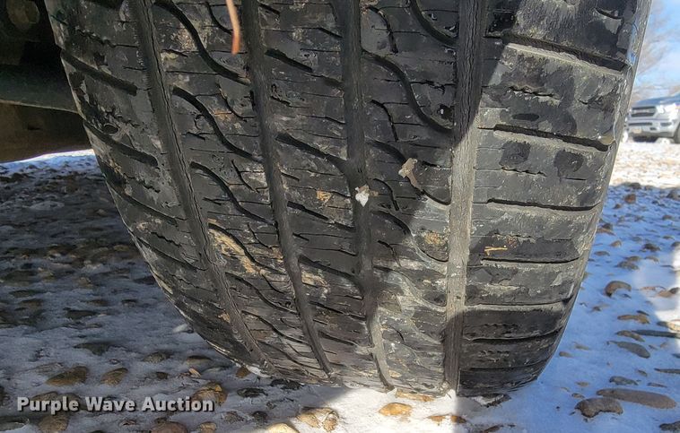 image for item LL9741 2002 Ford Taurus