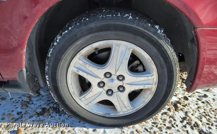 image for item LL9741 2002 Ford Taurus