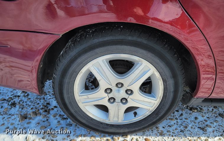 image for item LL9741 2002 Ford Taurus