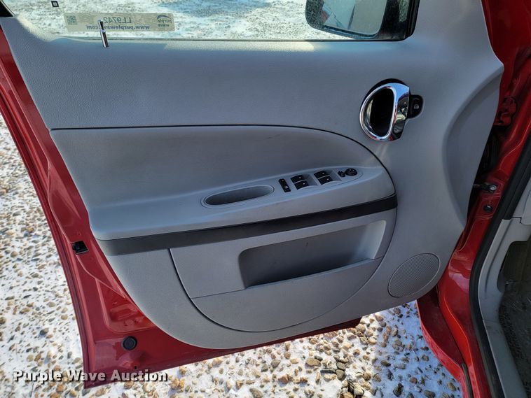 image for item LL9742 2010 Chevrolet HHR LT