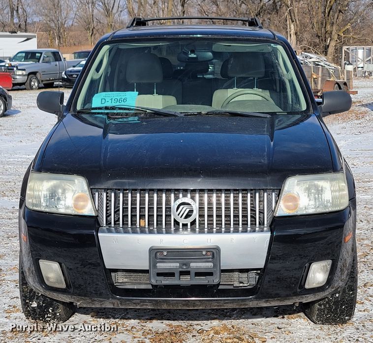 image for item LL9743 2005 Mercury Mariner  SUV