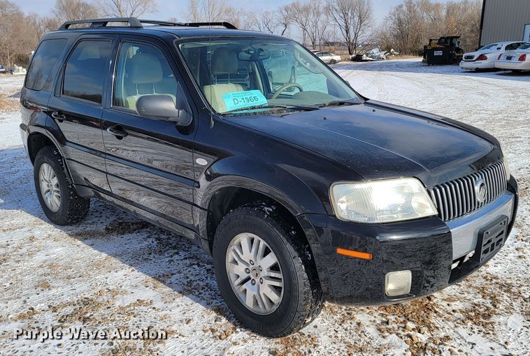 image for item LL9743 2005 Mercury Mariner  SUV