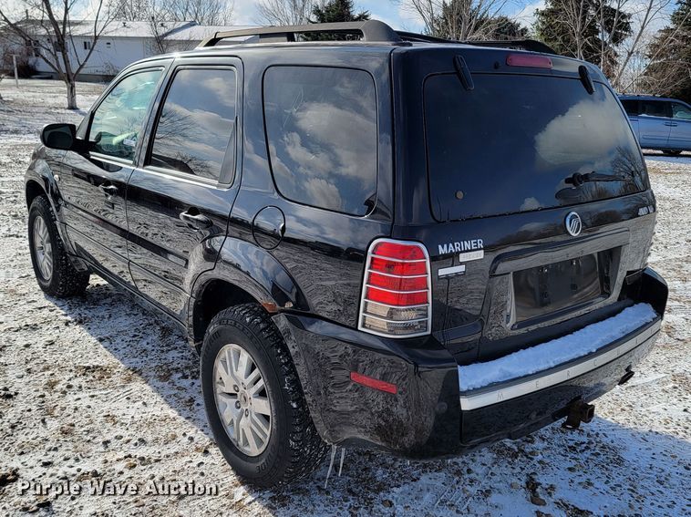 image for item LL9743 2005 Mercury Mariner  SUV
