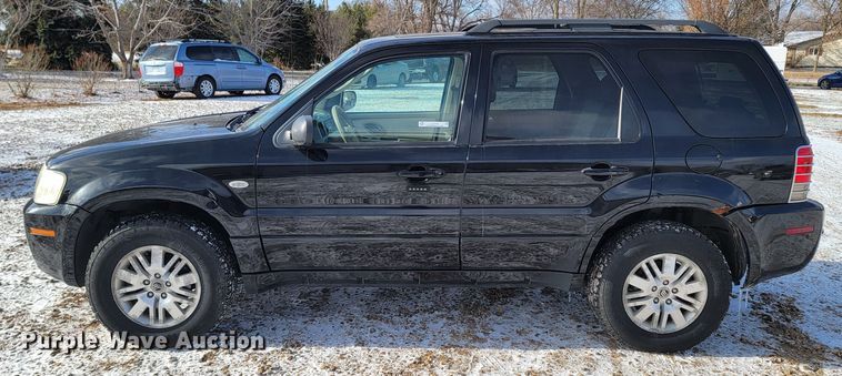 image for item LL9743 2005 Mercury Mariner  SUV