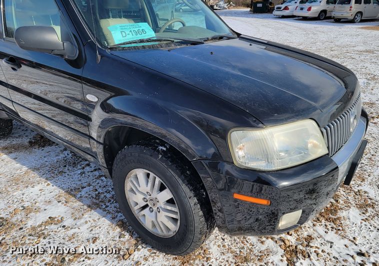 image for item LL9743 2005 Mercury Mariner  SUV