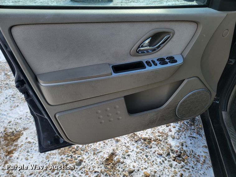 image for item LL9743 2005 Mercury Mariner  SUV