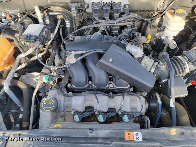 image for item LL9743 2005 Mercury Mariner  SUV