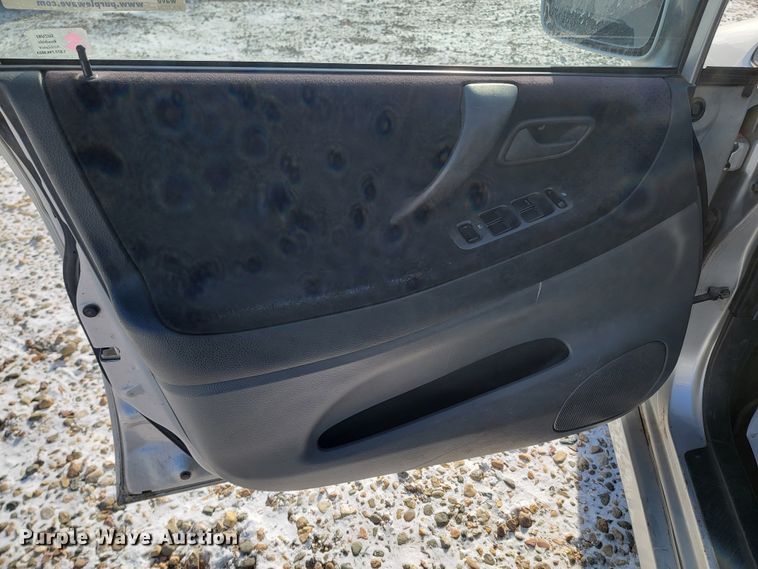 image for item LL9745 2003 Suzuki Aerio SX