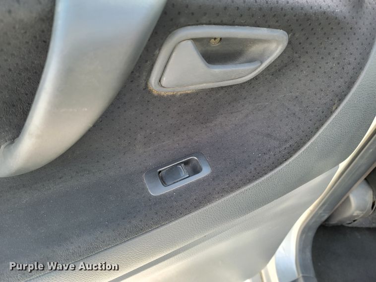 image for item LL9745 2003 Suzuki Aerio SX