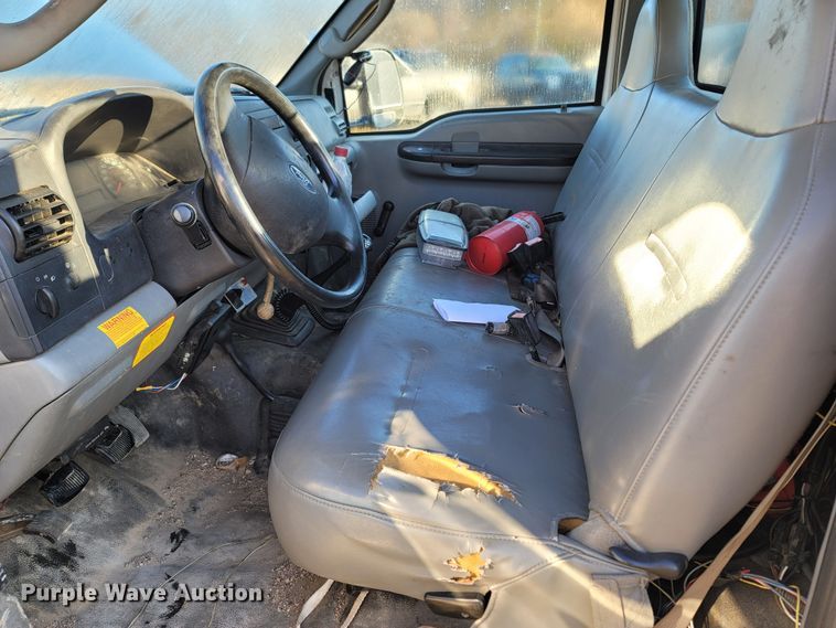 image for item LN9728 2007 Ford F550 Super Duty  bucket truck