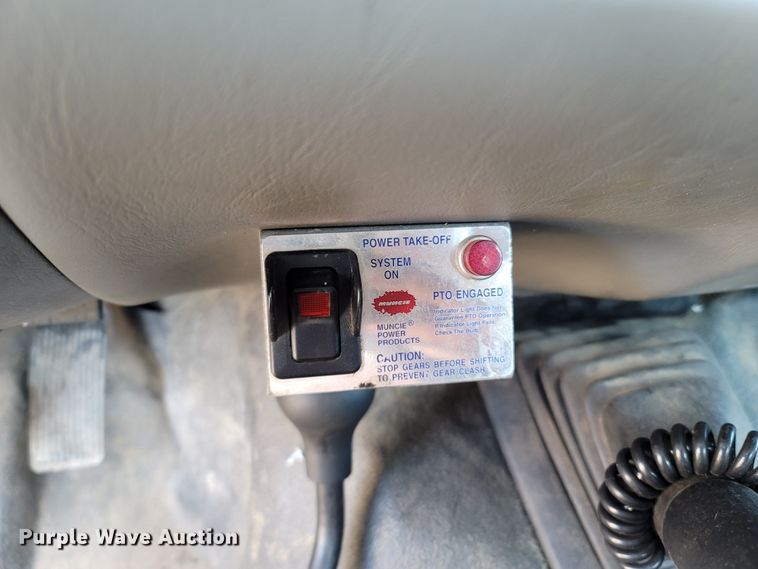 image for item LN9728 2007 Ford F550 Super Duty  bucket truck