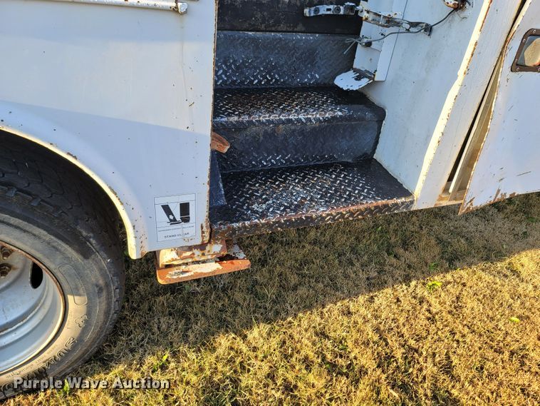 image for item LN9728 2007 Ford F550 Super Duty  bucket truck