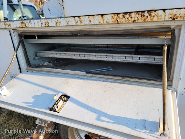 image for item LN9728 2007 Ford F550 Super Duty  bucket truck