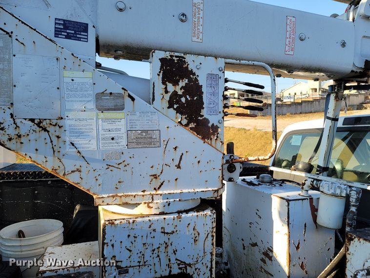 image for item LN9728 2007 Ford F550 Super Duty  bucket truck