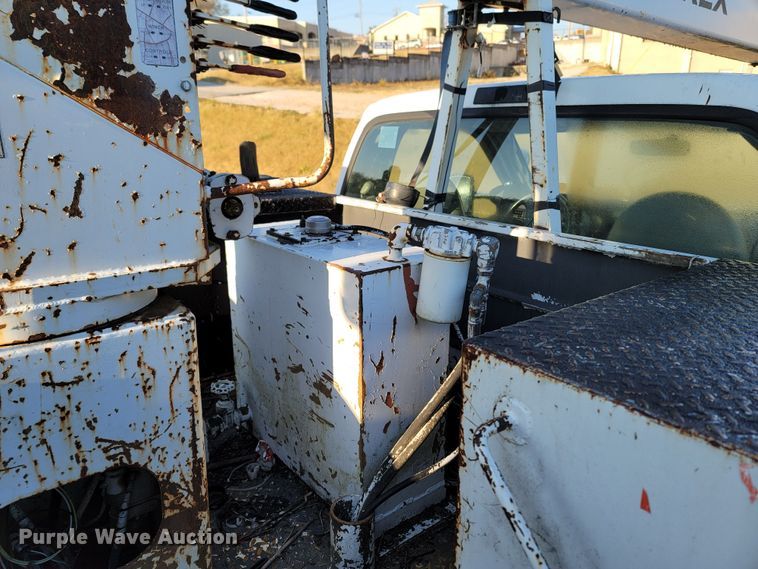 image for item LN9728 2007 Ford F550 Super Duty  bucket truck