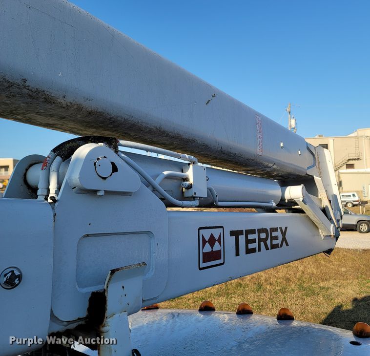 image for item LN9728 2007 Ford F550 Super Duty  bucket truck