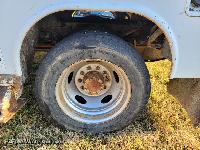 image for item LN9728 2007 Ford F550 Super Duty  bucket truck