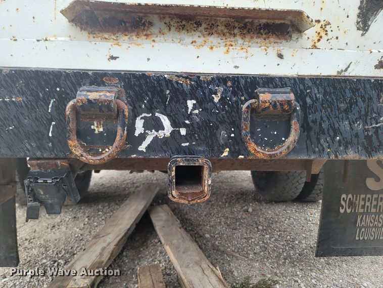 image for item LN9735 1999 Ford F450 Super Duty  utility / service truck