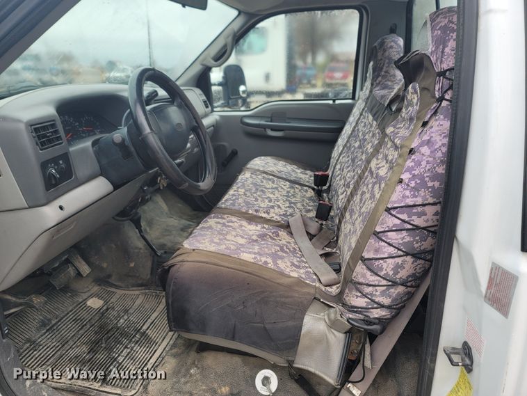 image for item LN9735 1999 Ford F450 Super Duty  utility / service truck