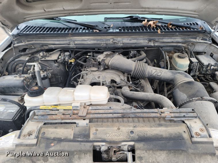 image for item LN9735 1999 Ford F450 Super Duty  utility / service truck