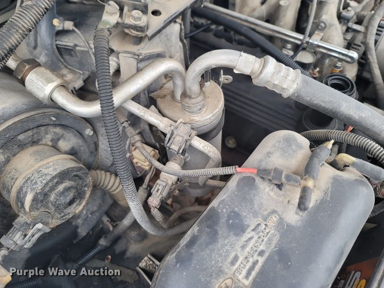 image for item LN9735 1999 Ford F450 Super Duty  utility / service truck