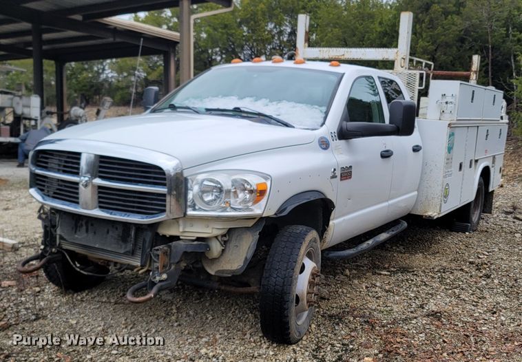 image for item LN9764 2010 Dodge Ram 5500  utility / service truck
