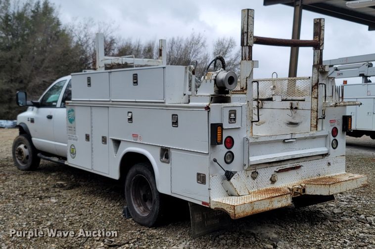 image for item LN9764 2010 Dodge Ram 5500  utility / service truck