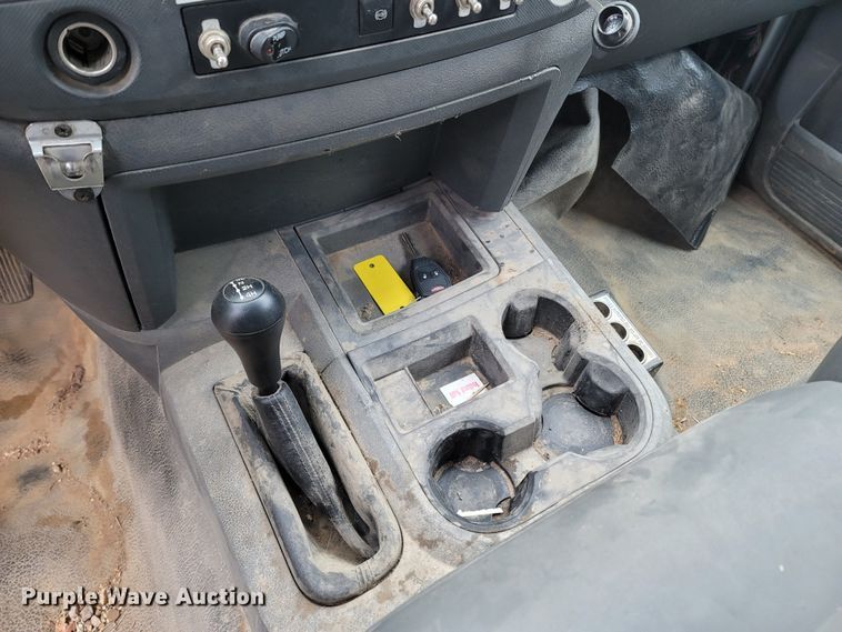 image for item LN9764 2010 Dodge Ram 5500  utility / service truck