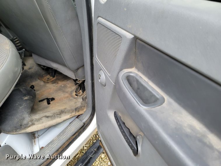 image for item LN9764 2010 Dodge Ram 5500  utility / service truck